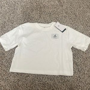 Jordan Essentials Women's Boxy T-Shirt (WHITE)